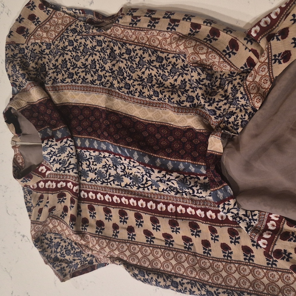 Olivaceous Gorgeous Mixed-Print Shift Dress in Beige, Navy & Rust